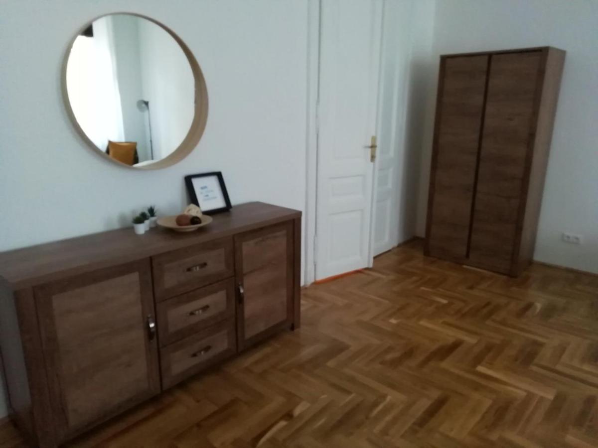 布达佩斯Luxury New Cozy Flat At Dob Street Nearby Gozsdu Court公寓 外观 照片